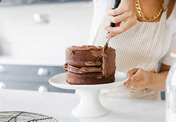 How to Craft the Ultimate Homemade Chocolate Cake from Scratch